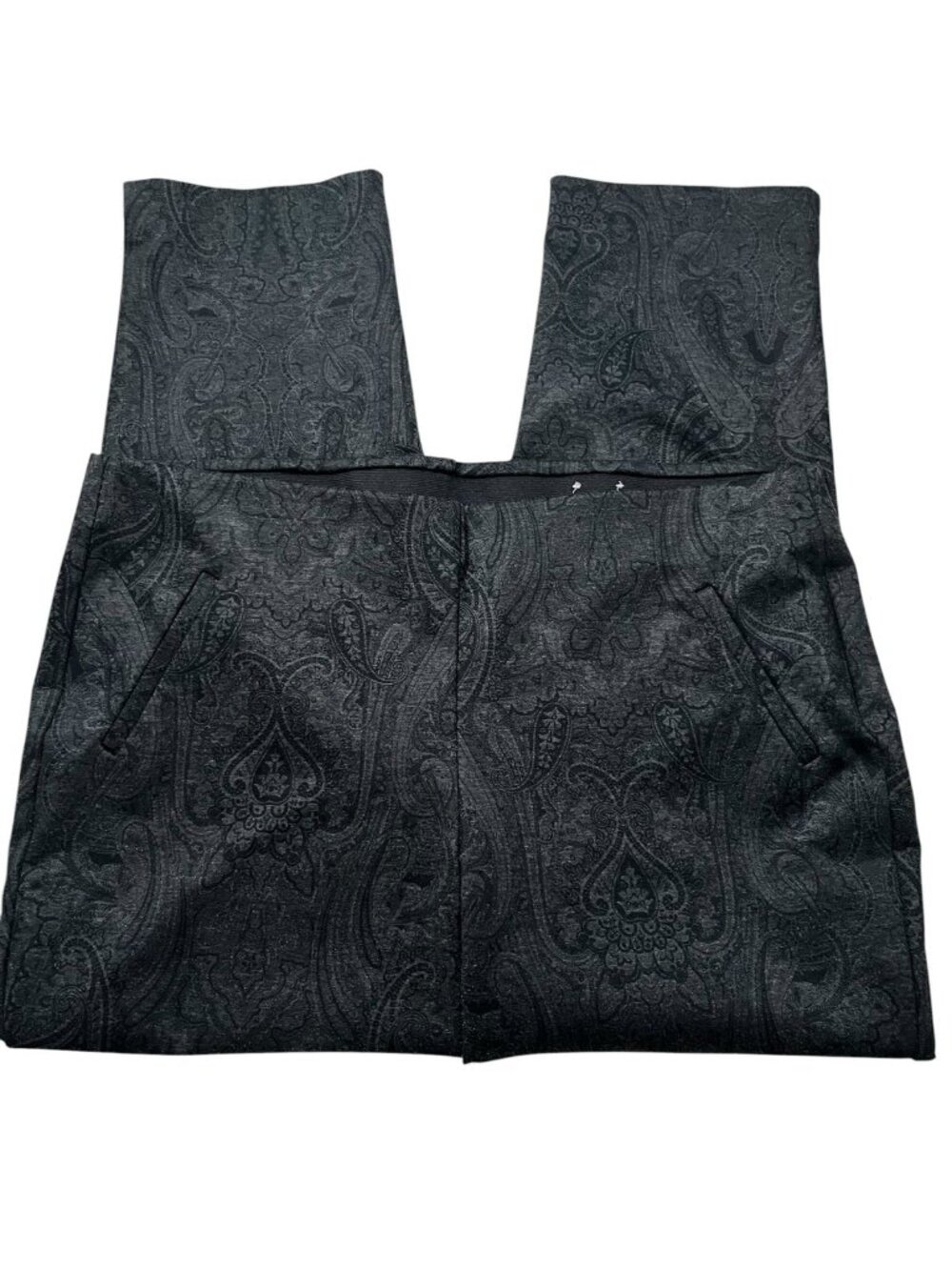 Chico's Fabulously slimming Charcoal/black paisley knit pull on pants 3(16)